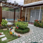 Casa em Condomínio - Duplex / Residencial / Vargem Pequena