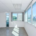 Aconchegante conjunto comercial para venda, 33m²