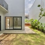 Elegante casa em condomínio para venda com 4 quartos, 335m²