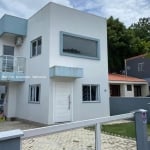 Casa 2 dormitórios para Venda em Florianópolis, Rio Vermelho, 2 dormitórios, 2 suítes, 3 banheiros, 3 vagas