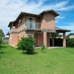 Casa 4 dormitórios ou + para Venda em Florianópolis, São João do Rio Vermelho, 4 dormitórios, 2 suítes, 4 banheiros, 2 vagas