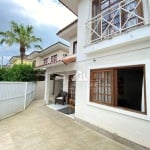 Casa com 3 dormitórios à venda, 144 m² por R$ 785.000,00 - Vargem Pequena - Rio de Janeiro/RJ