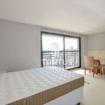 Studio mobiliado para alugar, por R$1.950,00/mês - Centro - Curitiba/PR