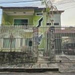 Casa Duplex com 3 quartos à venda no bairro Parque 10 de Novembro