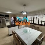 Imperdível Casa à Venda em Osasco-SP, Bairro Jardim D'abril! 3 Quartos, Churrasqueira, 3 Banheiros, 3 Vagas de Garagem, espaçosa e com 138m². Confira!