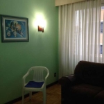 Excelente apartamento que dispõe de dois (2) dormitórios, localizado próximo à Avenida Senador Salgado Filho, no bairro Centro Histórico, em Porto Alegre/RS. Trata-se de um ótimo apartamento com sala,