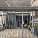 Belo sobrado localizado no Residencial Nova Ipanema, imove com 2 suites, sacada, living com dois ambientes, sendo uma com lareira, cozinha com a bancada no estilo americana, lavabo, churrasqueira , ba