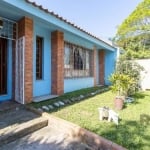 Excelente casa térrea de alvenaria!&lt;BR&gt;Possui living para dois ambientes com lareira, jardim de inverno, cozinha planejada, três dormitórios, uma suíte, dependência de empregada, banheiro social