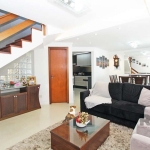 Vende-se casa duplex toda reformada e modernizada&lt;BR&gt;O imóvel possui 3 dormitórios amplos com suíte e sacada, sala de TV com sacada, banho social, garagem para 2 carros, salão de festas com chur