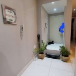 Apartamento semi- mobiliado, 2 dormitórios, 62m² de área privativa, com hall de entrada, amplo living com 2 ambientes, banheiro social, ampla cozinha com armários e área de serviço separadas (antigo b