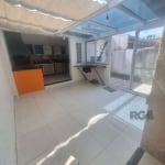 Excelente casa térrea,  desocupada, 3 dormitórios, sendo 2 com móveis planejados, living 2 ambientes, cozinha americana, banheiro social, pátio com parte coberta, área gourmet, área de serviço com móv