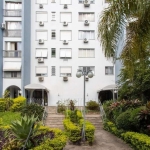 Apartamento 3 dormitórios, living dois ambientes, banheiro social, cozinha, área de serviço, banheiro auxiliar, vaga de garagem coberta.  Condomínio com portaria 24 h, e zelador, elevadores. Próximo a