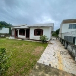 Casa de alvenaria no bairro Centenário  com dois dormitórios , sala de  estar , patio cercado , . Terreno medindo 16x24