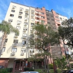 APARTAMENTO 3  dormitórios sendo 1 suíte. No Menino Deus - 79,96  m² área privativa.&lt;BR&gt;Living , banheiro social, sacada com churrasqueira, cozinha com copa e área de serviço. &lt;BR&gt;1 vaga c