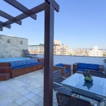 Cobertura Mobiliada de Alto Padrão no Bairro Bela Vista - 208 m² com Vista Panorâmica e Piscina Aquecida&lt;BR&gt;&lt;BR&gt;Apresentamos esta deslumbrante cobertura de 208 m², meticulosamente mobiliad