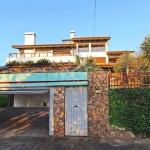 Casa para Venda - 600.73m², 4 dormitórios, sendo 4 suites, 6 vagas - Teresópolis