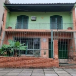 Casa de 130m² com 3 dormitórios no bairro Jardim Botânico.