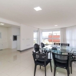 Excelente cobertura de 238m² com 3 dormitórios e 2 vagas.