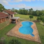 Sítio para Venda - 700m², 4 dormitórios, 3 vagas - Hípica
