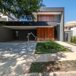 Casa Térrea recém-construída, de Luxo no Condomínio Mont Blanc, Sorocaba: Conforto, Segurança e Localização Privilegiada!