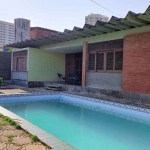 CASA PLANA COM EXCELENTE LOCALIZAÇÃO NO SÃO JOÃO DO TAUPE!