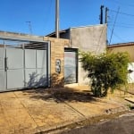 Vende-se Casa 3 Quartos 2 Banheiros - 140m² - Estiva Gerbi/SP