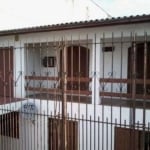 O que te impede de comprar este imóvel?&lt;BR&gt;&lt;BR&gt;Casa de 3 andares, próximo a Manoel Elias, em bom estado de conservação com 3 dormitórios sendo 1 suíte, 2 vagas de garagem coberta no bairro