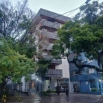 Apresentamos a você um excelente apartamento recém reformado no bairro Rio Branco.&lt;BR&gt;&lt;BR&gt;Localizado no sexto andar, este apartamento oferece uma orientação solar única e incomparável, com