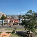 Grand Park Eucaliptos, no Bairro Menino Deus em Porto Alegre. Aqui temos um apartamento dos sonhos na planta intermediária de 128m, com vista para Rio, de Frente ,na sala de estar contamos com um espa