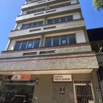 Sala comercial no Bairro São Geraldo - em Porto Alegre de frente,  Prédio  com sistema de alarme, porteiro eletrônico, elevador. Próximo a Farrapos. Fácil acesso ao transporte público.&lt;BR&gt;&lt;BR