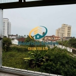 Apartamento em Mongaguá, bairro Vila Atlântica, 2 dormitórios e demais dependências, vaga de garagem, localizado na quadra da praia, bairro tranquilo.