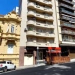 Apartamento com 3 dormitórios para alugar, 137 m² por R$ 4.997/mês - Centro Histórico - Porto Alegre/RS