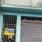 Casa com 1 dormitório para alugar, 50 m² por R$ 750,00/mês - Umuarama - Osasco/SP