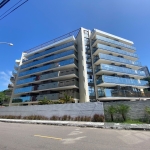 Apartamento com 234m2 com 4 suites a poucos metros do Mar