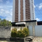 Casa com área  total 704 m2 de área total posição leste