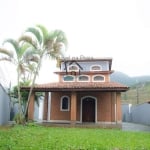 Sobrado para Venda em Caraguatatuba, Martim de Sá, 4 dormitórios, 2 suítes, 3 banheiros, 5 vagas