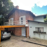 CASA DE 03 DORMITÓRIOS COM 200 M² EM GRAMADO , Ipê Amarelo, Gramado - RS