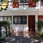 Casa com 1 dormitório  1 QUADRA DA PRAIA DO FORTE à venda, 65 m² por R$ 380.000 - Vila Nova - Cabo Frio/RJ