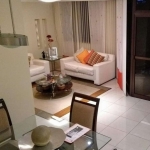 BAIXOU!! Open House Imóveis vende- Apartamento com 2 quartos, varanda e 2 vagas em Icaraí.