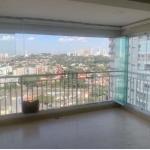 Oportunidade na Vila Anastácio, apartamento de andar alto em condomínio clube.