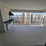 Vende-se apartamento nas Perdizes, com 3 suítes.