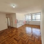 Aluga-se apartamento no Paraíso, com 3 dormitórios (1 suíte).