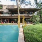 Casa de vila com 777 m², 5 quartos sendo 2 suítes à venda no bairro Morumbi.