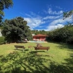 Casa na Fazendinha - Cond. Chácara Vale do Rio Cotia - 1.000m² - 3 Suítes - 4 Vagas