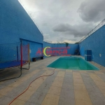 Casa com piscina e salão no Presidente Dutra