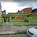 Casa térrea em rua bem comercial, boa para fazer Salão ou Galpão comercial