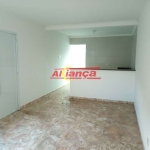 Apartamento bairro pq Continental 1 sendo 2 dorme, sala e cozinha integradas,1 wc e área de serviço