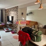 Apartamento na Vila Sabrina ( Jardim Julieta ), todo reformado, com armários planejados.