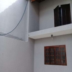 Sobrado com 2 dormitórios à venda, 151 m²