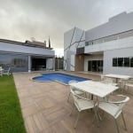 Casa com 4 suítes com 375 m² com piscina aquecida no Alto da Boa Vista.